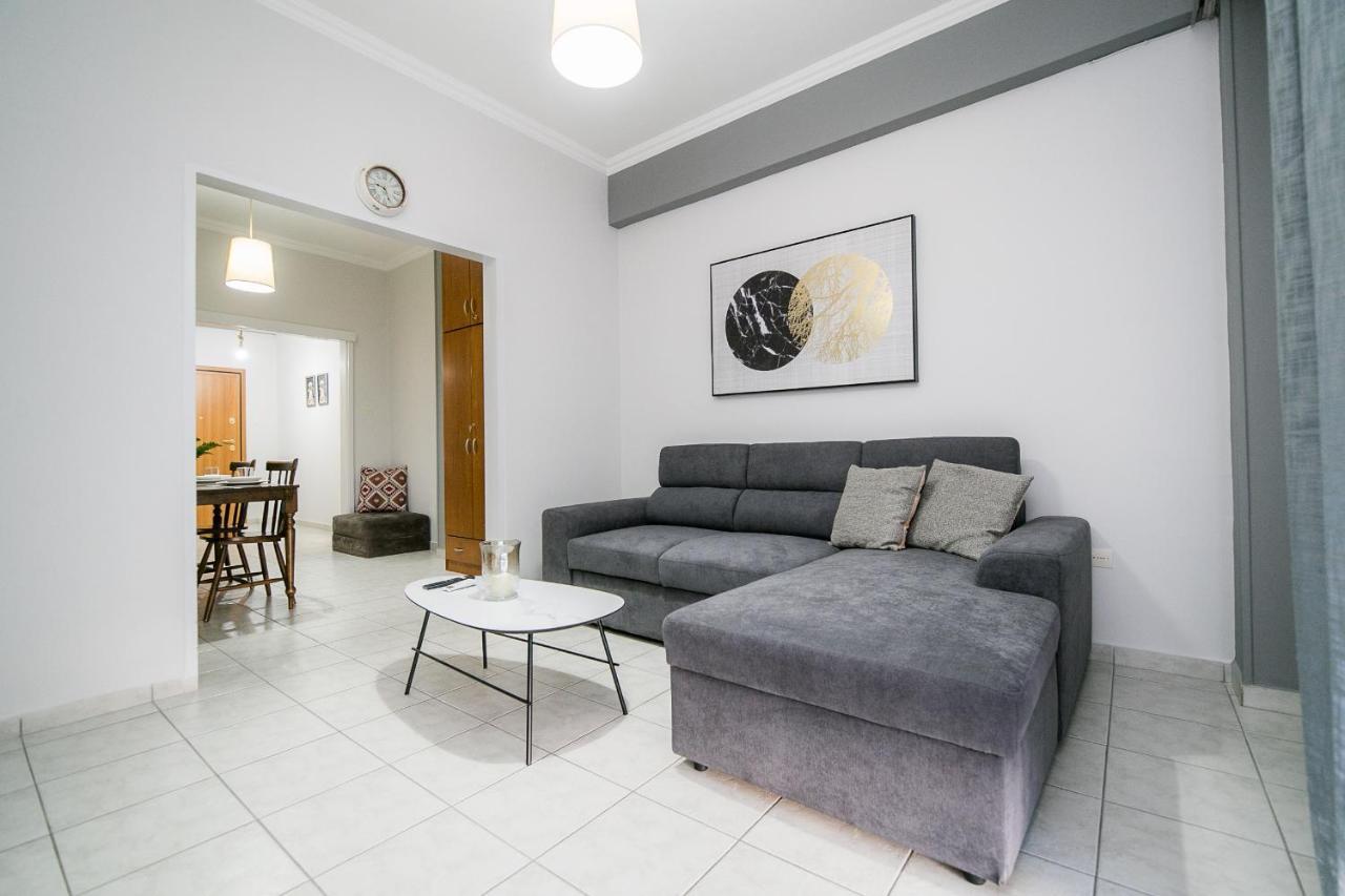 Central Guests Apartment ヴォロス エクステリア 写真