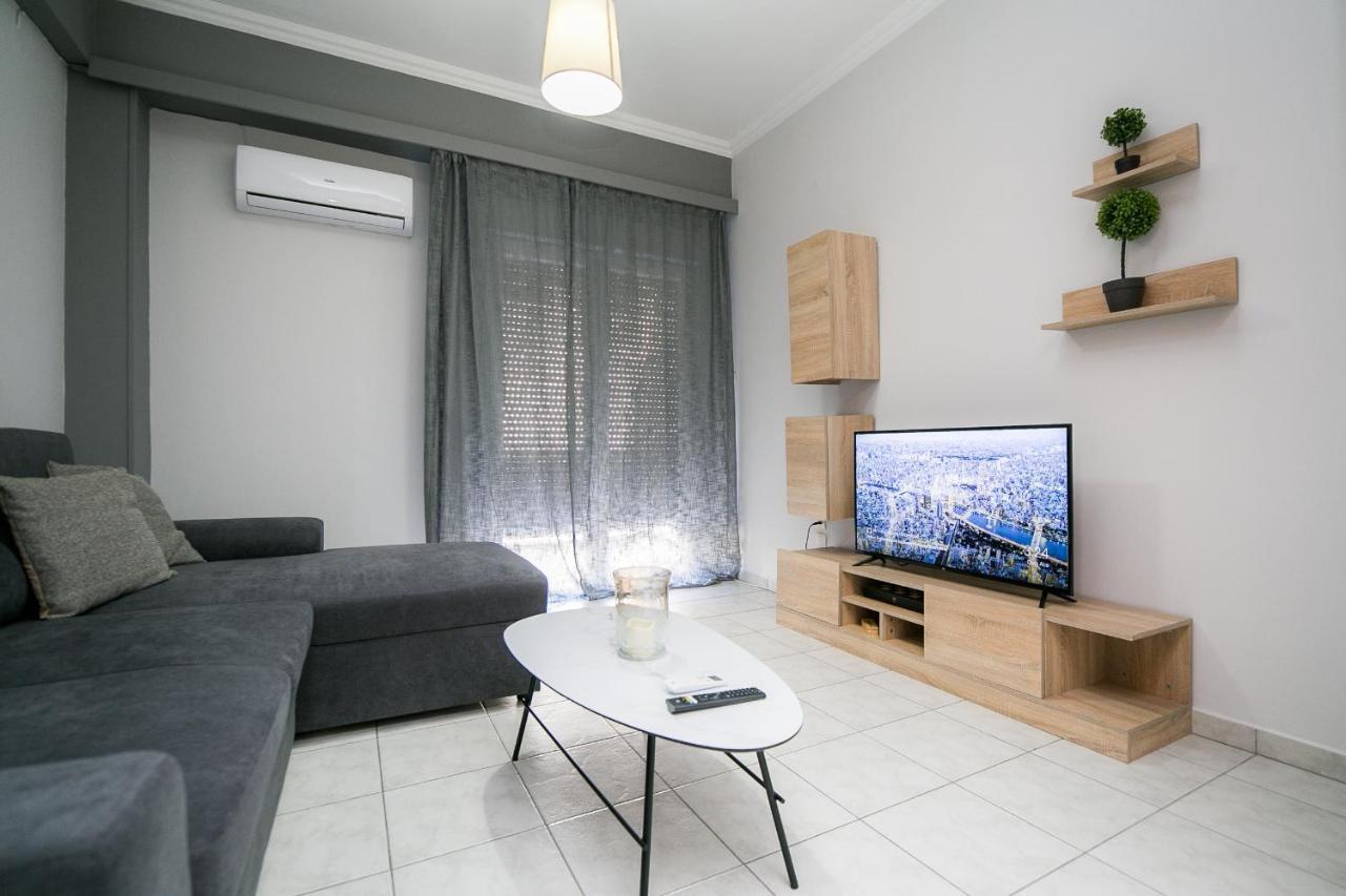 Central Guests Apartment ヴォロス エクステリア 写真
